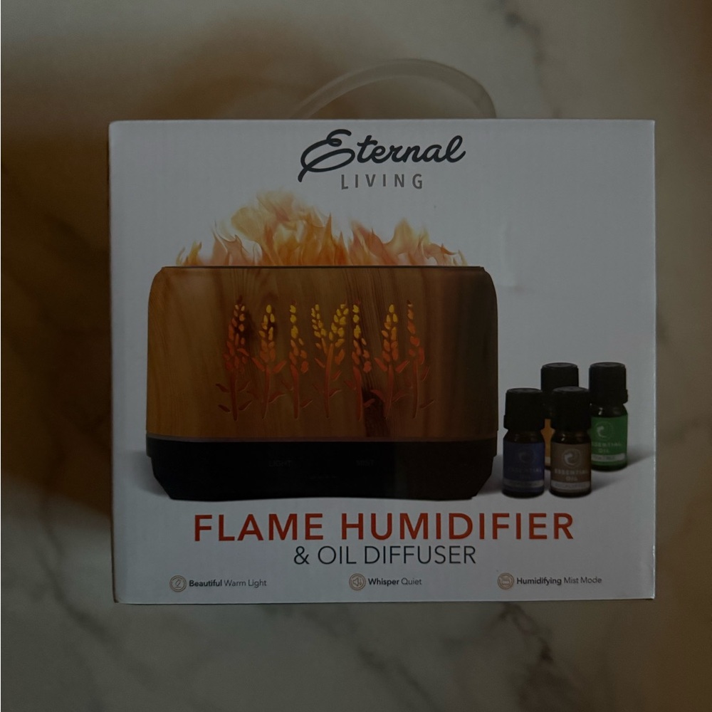 Never Used- Eternal Living Flame Humidifier & Oil Diffuser